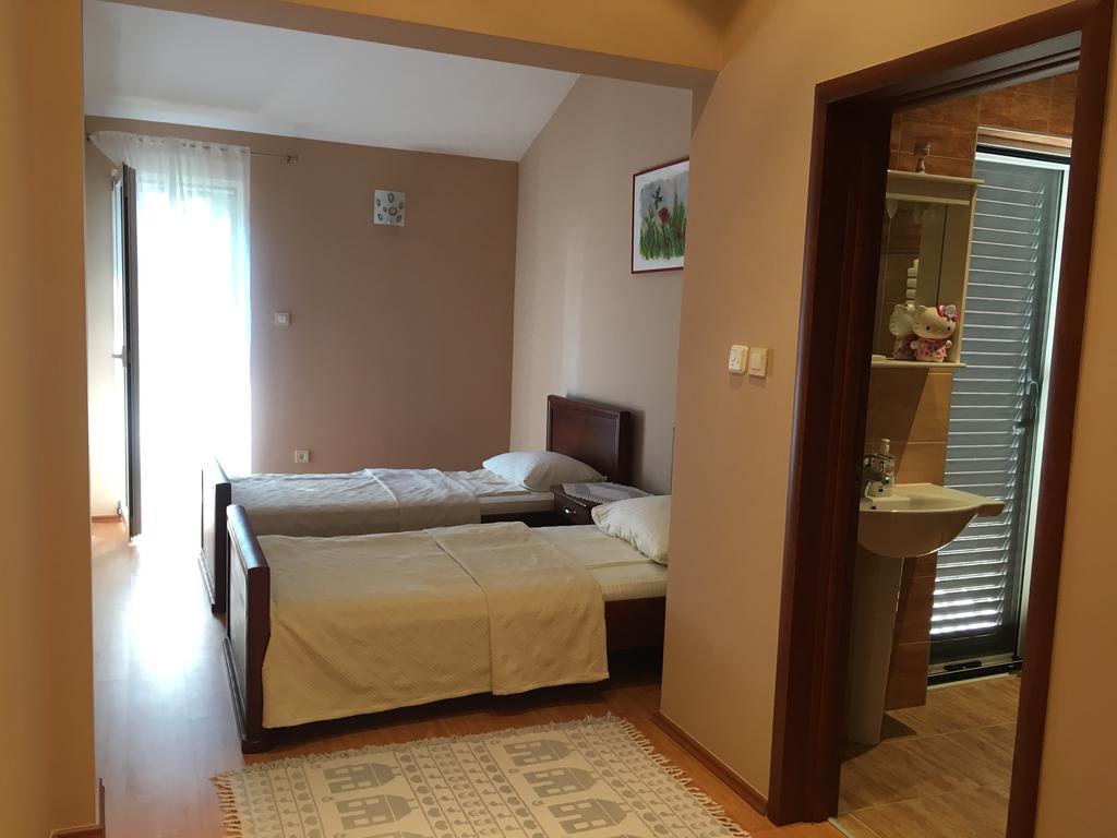 Petrovac Villa Julia מראה חיצוני תמונה