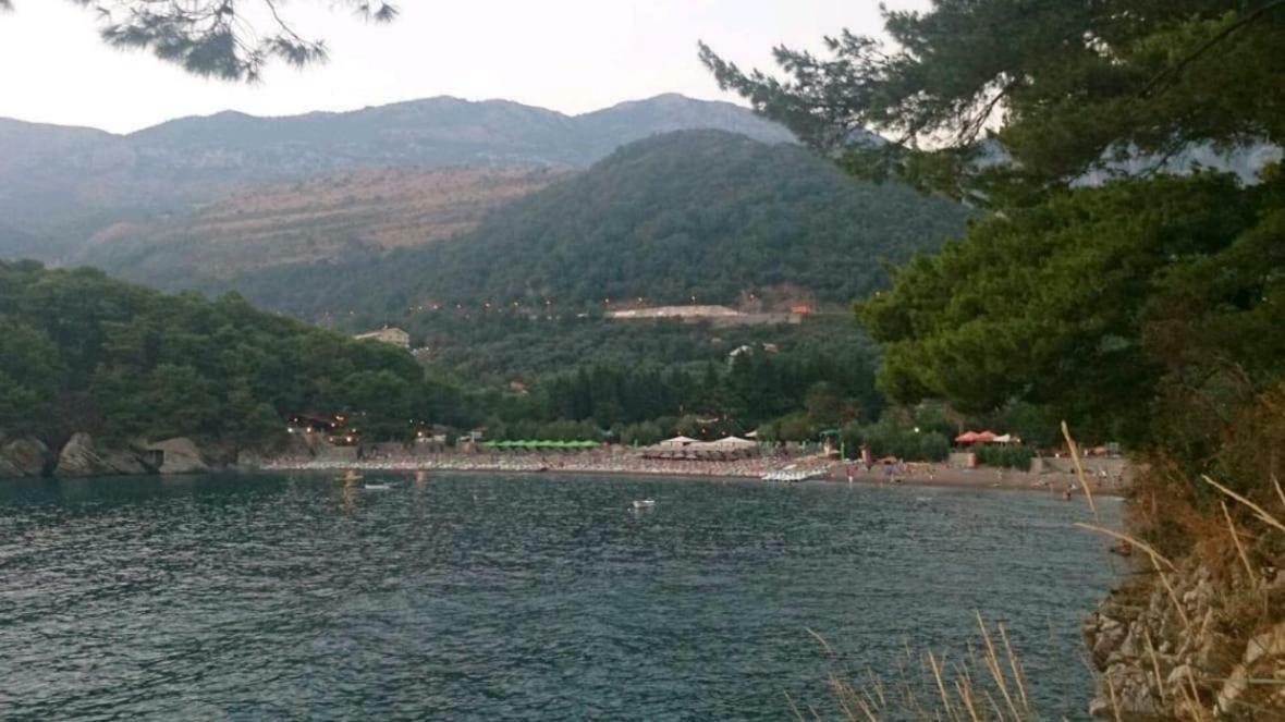 Petrovac Villa Julia מראה חיצוני תמונה